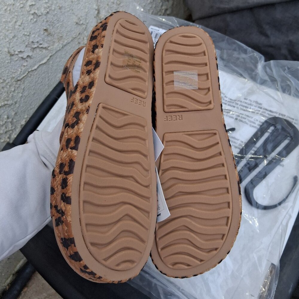 REEF WATER VISTA Sandals Womens Size 9 Leopard CJ7357 - Picture 3 of 3